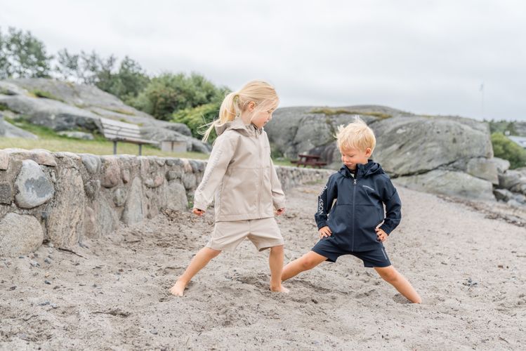 Didriksons Hallon Vindtett jakke til barn - beach beige